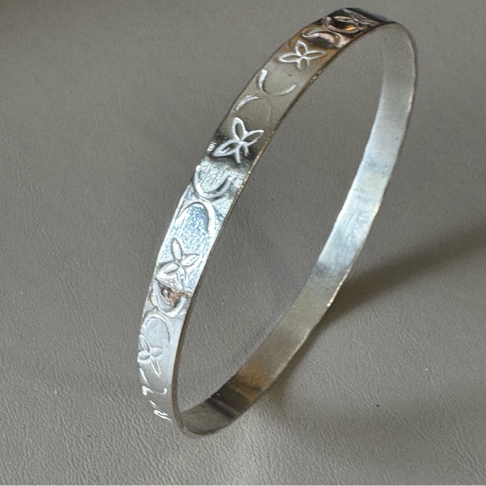 Silver Floral Bangle- made in Mexico